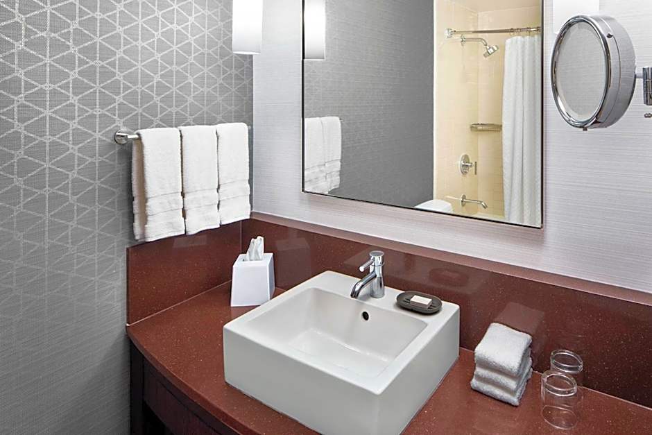 Le Meridien Arlington