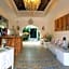 Toto Blue Hotel Boutique