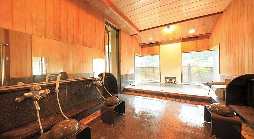 MICASA (Minakami Hot Spring Ryokan)