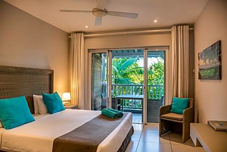 Studio with Garden View