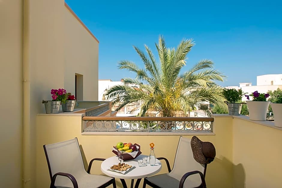 Bella Elena by Estia