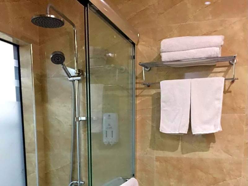 GreenTree Alliance Bengbu Railway Station Hotel