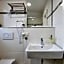 Hotel Isha
