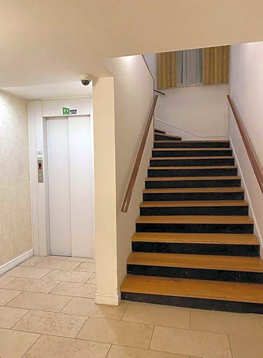 U Stare Pani - At the Old Lady Hotel