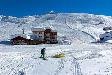 Albergo Bucaneve