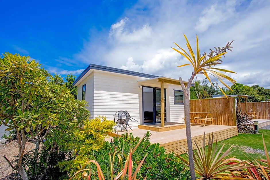 Hot Water Beach TOP 10 Holiday Park