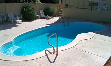 Colorado River Value Inn