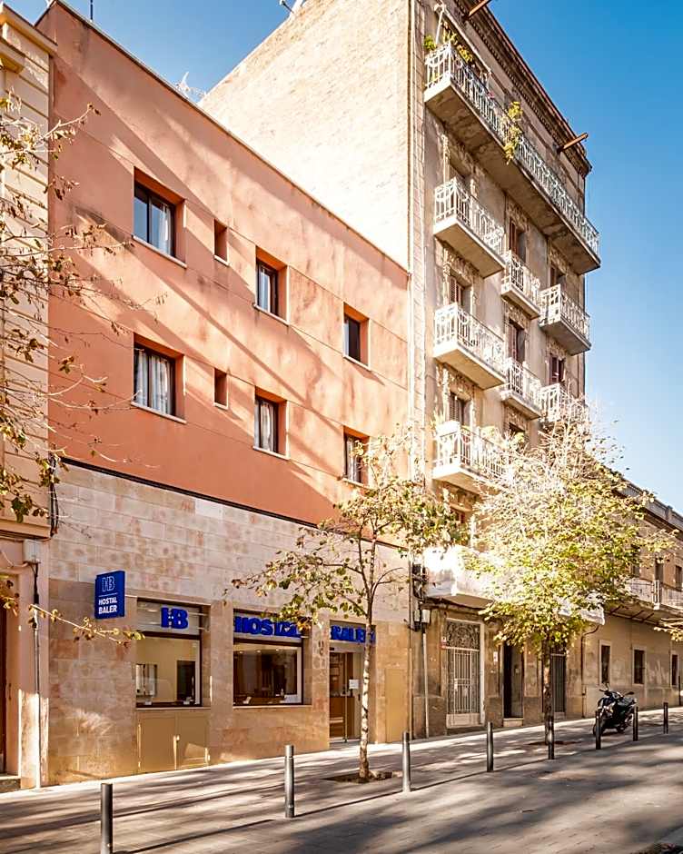 Hostal Baler