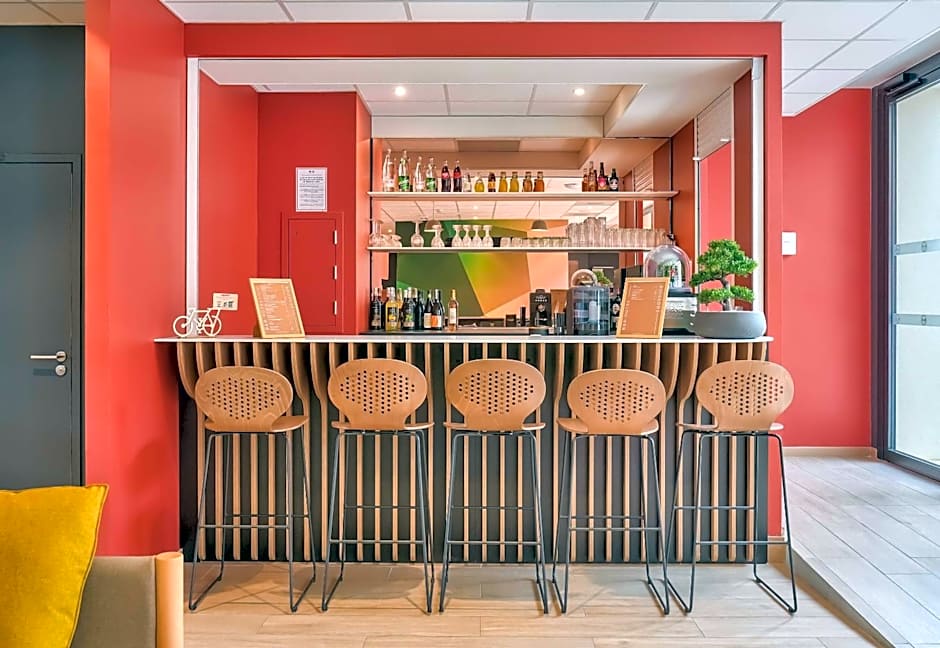 B&B HOTEL Paris Porte d'Orléans