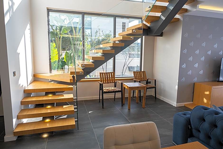 Çeşme lüks huzurlu yeni villa