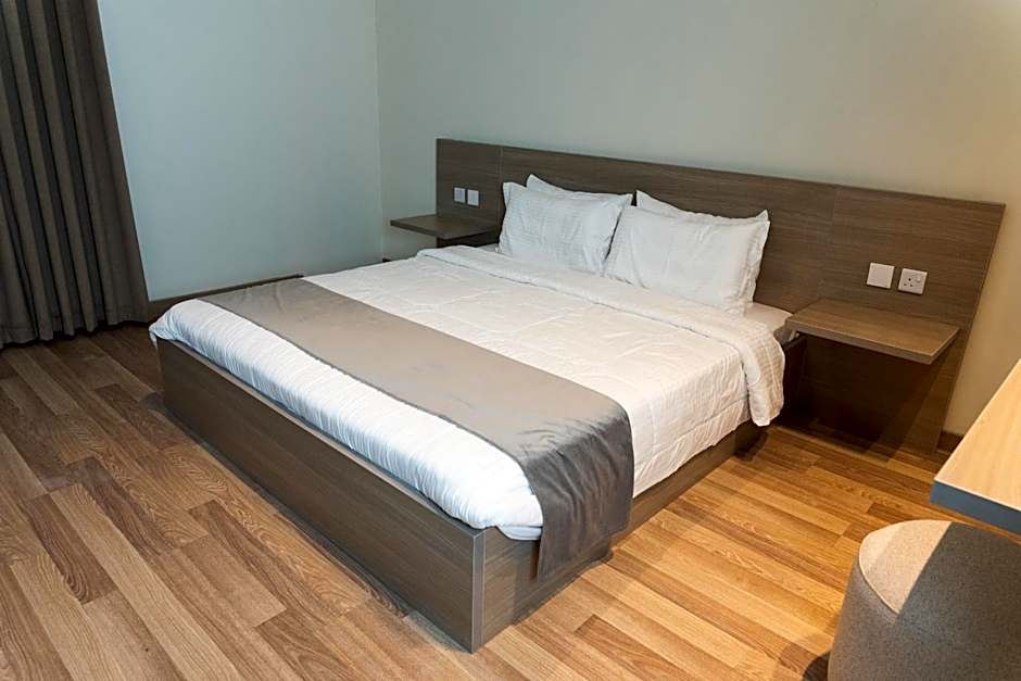 Sara Palace Apartments- family only