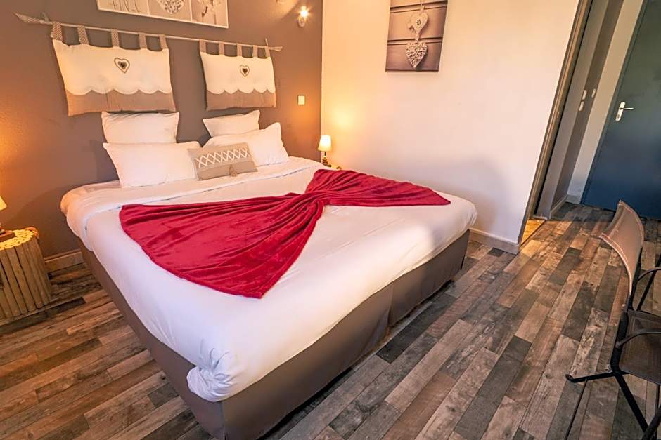 Le President-Gare Nimes Pont Du Gard