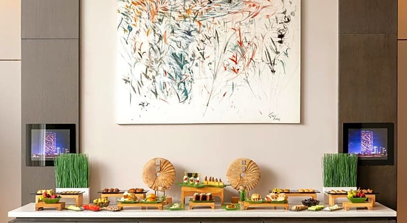 Centro Westside by Rotana