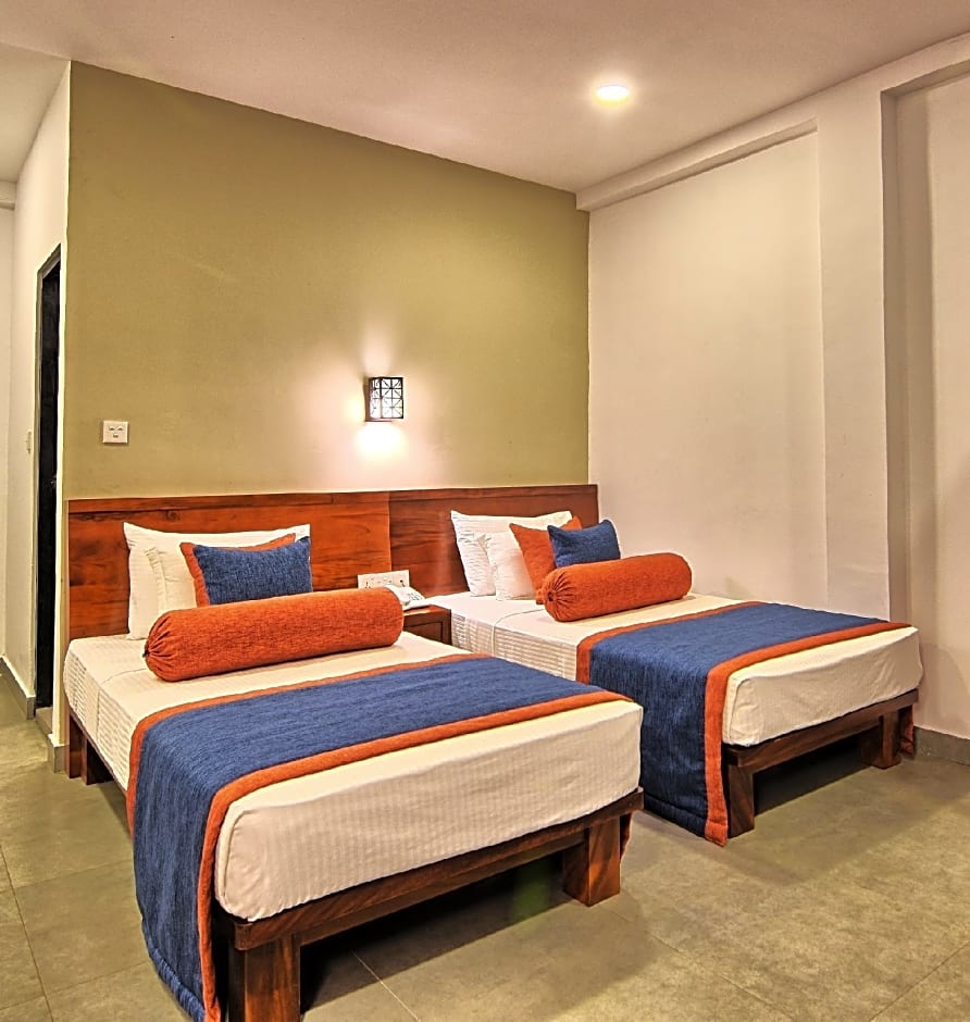 Oak Ray Ella Gap Hotel