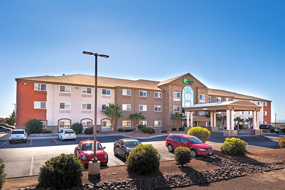 Holiday Inn Express & Suites Alamogordo Highway 54/70