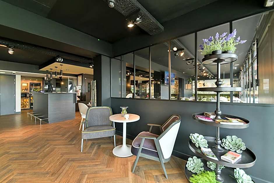 Kyriad Crepy En Valois