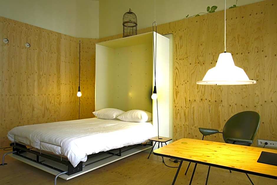 Photo 1 of 5 of Comfort