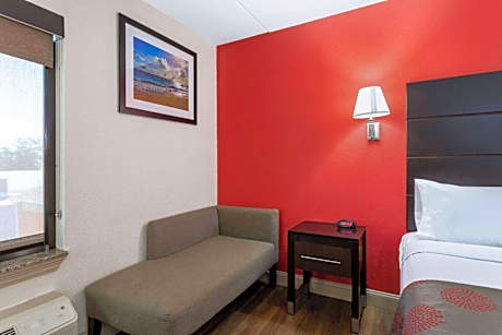 King Suite with Two King Beds - Non-Smoking