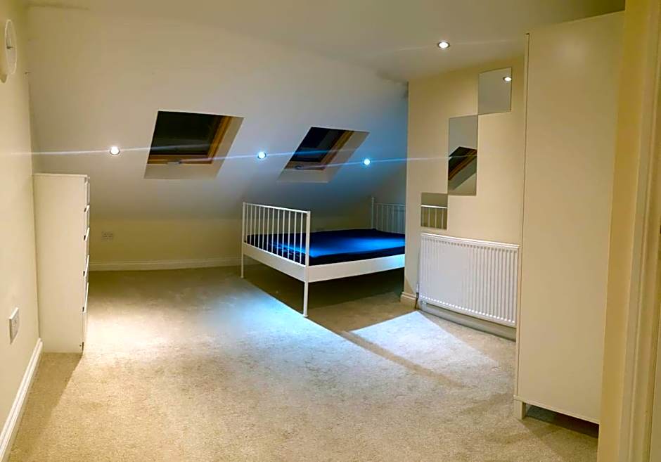 Private Rooms near Hither green Station