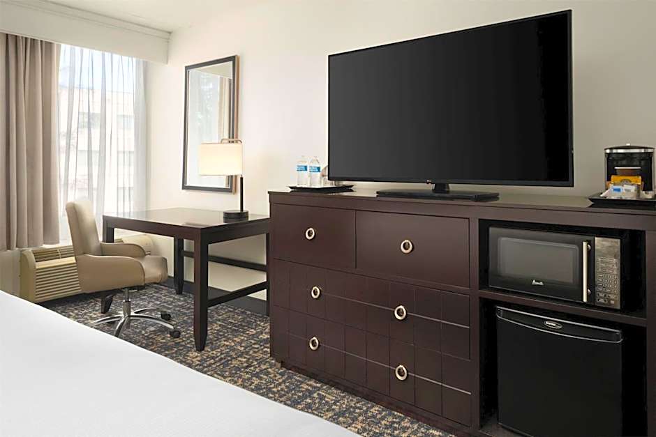 DoubleTree By Hilton Richmond-Midlothian