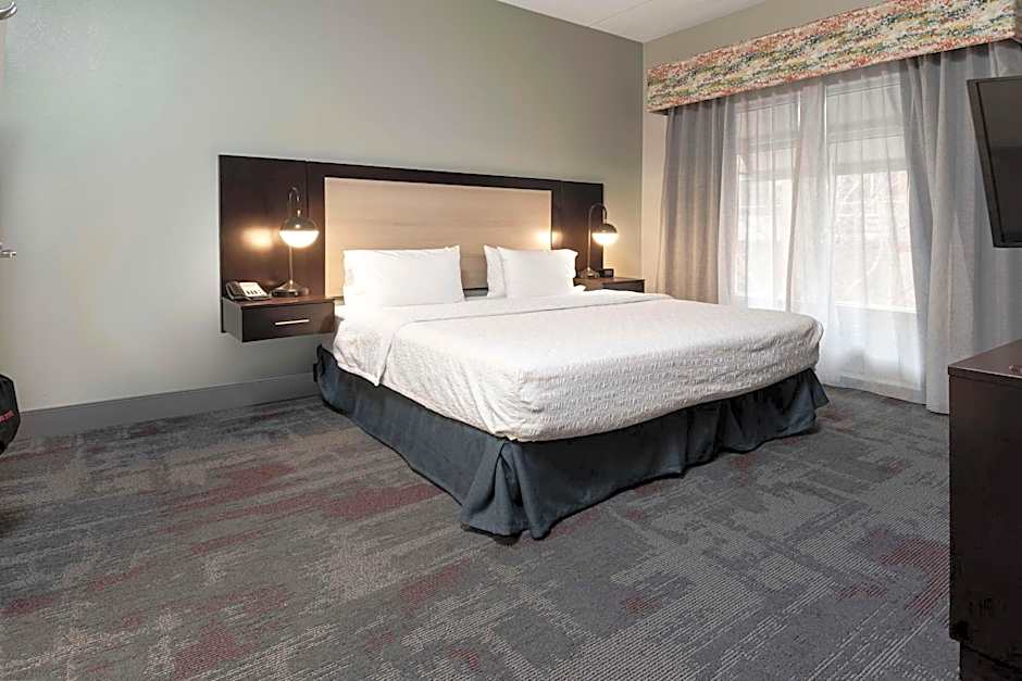 Hampton Inn By Hilton & Suites - Raleigh Downtown