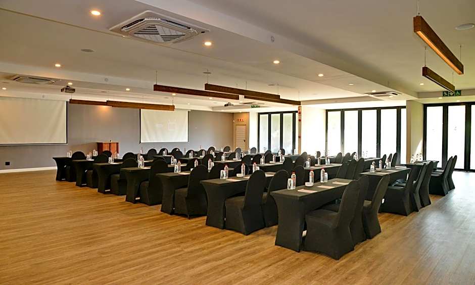 Seasons Golf, Leisure & Spa