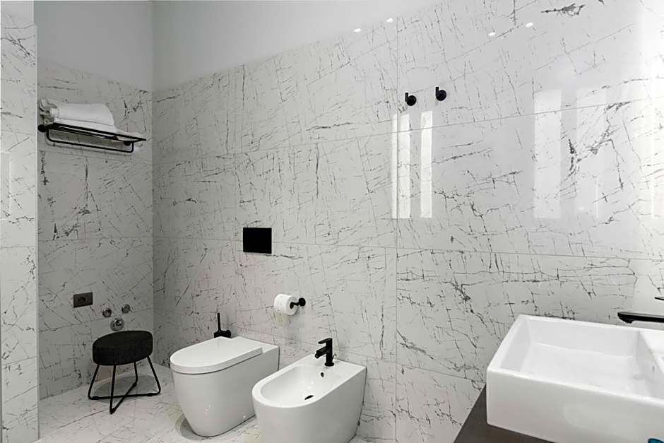 Q71 TIMELESS SUITES