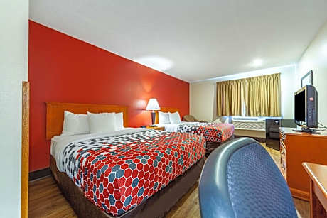 Standard Queen Room with Two Queen Beds - Non Smoking
