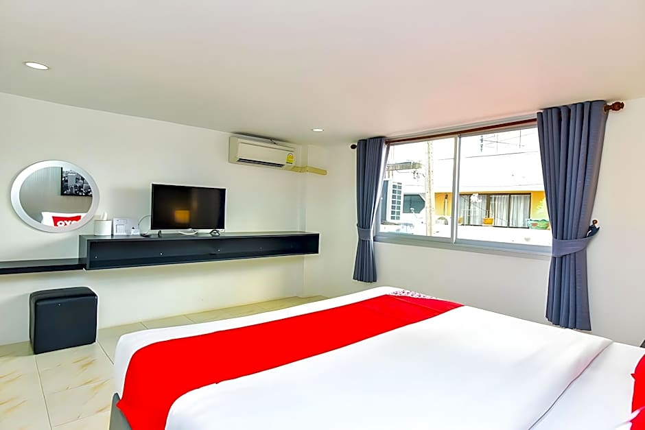 OYO 394 Nana Beach Cha Am