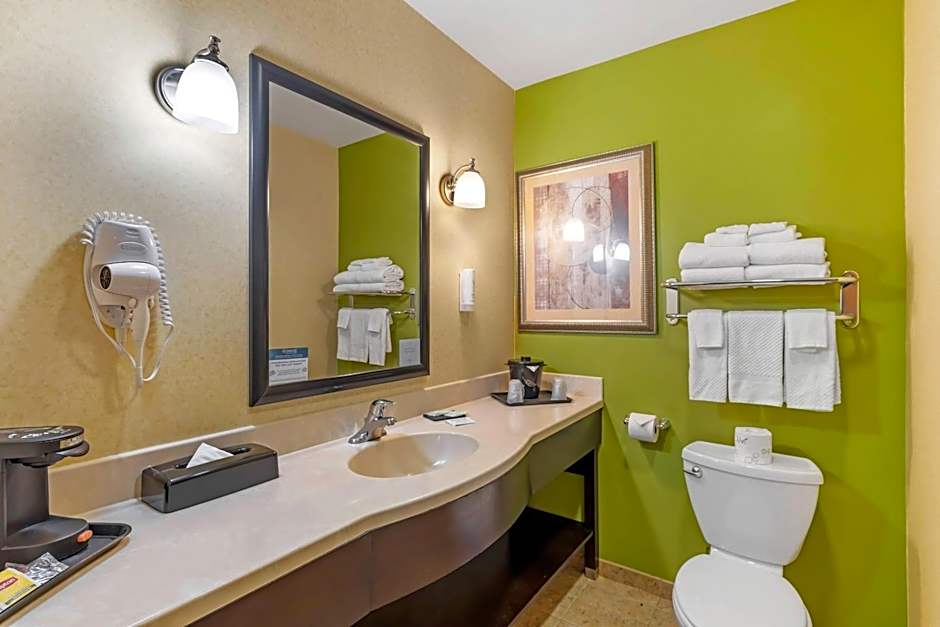Sleep Inn & Suites Redmond