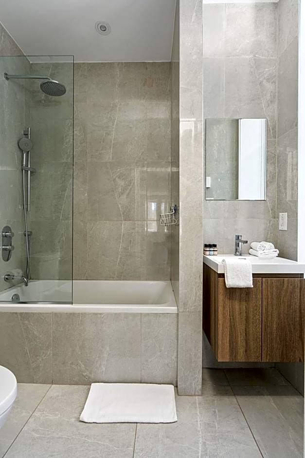 Bakan- Quartier des Congres, Convention District