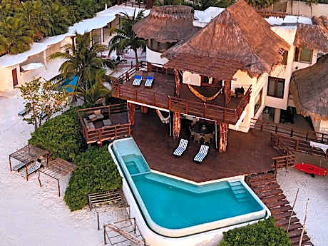 DK Luxury Ocean Front Villa - Adults Only