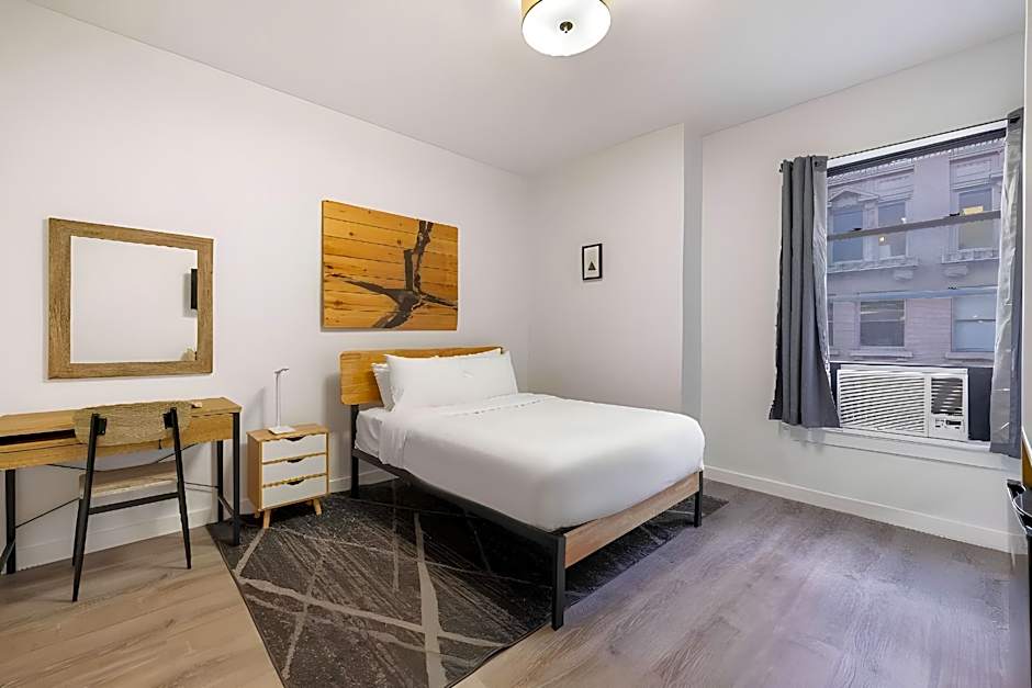 Hotel 27 by LuxUrban