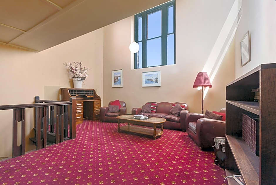 Vue Grand Hotel