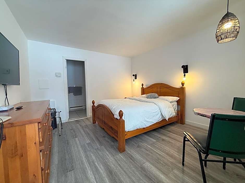 Hotel Motel La Marquise