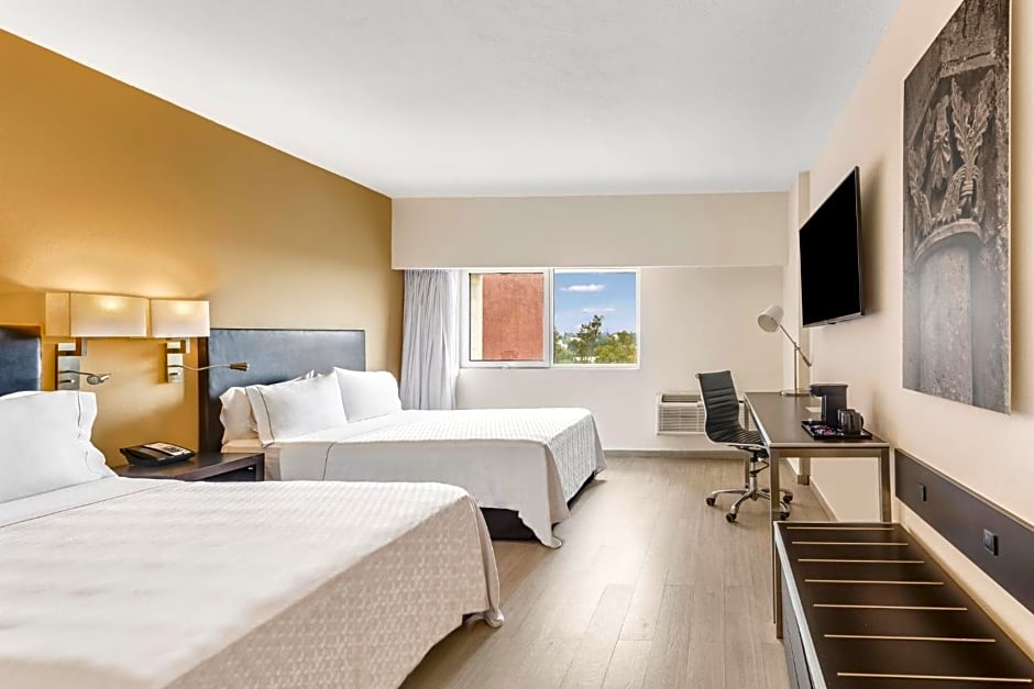 Fiesta Inn Guadalajara Expo
