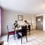 Park & Suites Village Aix-Le Rousset