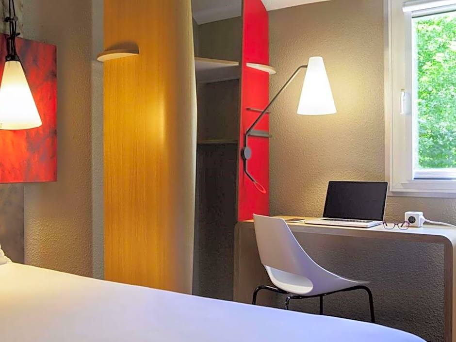 Ibis Budapest Heroes Square Hotel