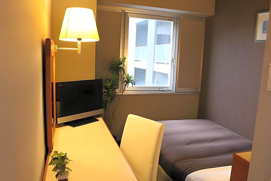 Hotel Livemax Hiratsuka Ekimae