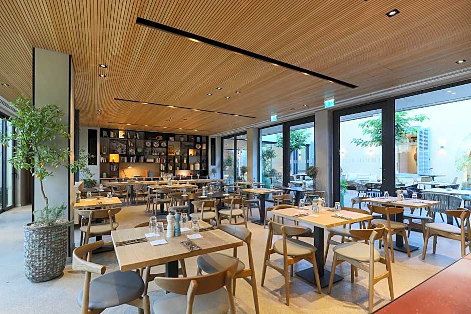Hotel Indigo Larnaca By IHG- Adults Only