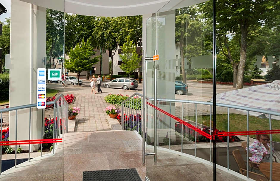 Tauras Center Hotel