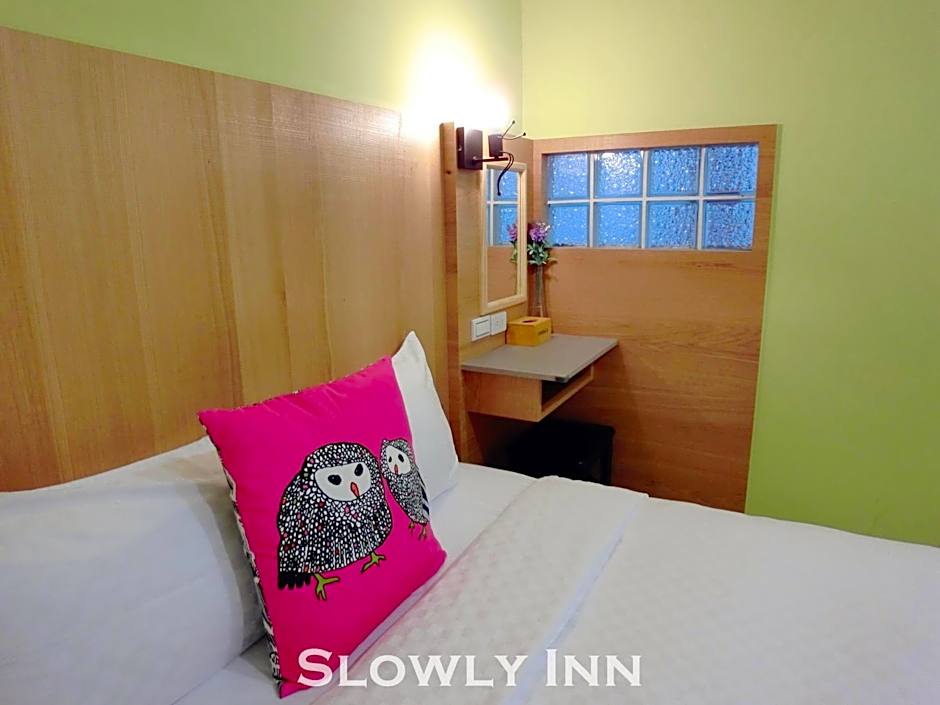Slowly Inn
