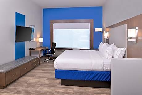 1 King Suite