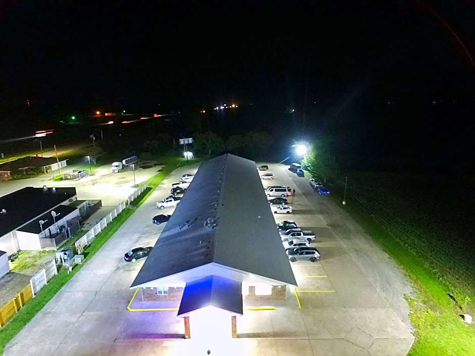 Night Inn
