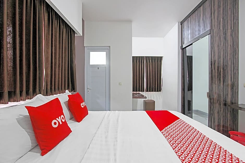 Capital O 91665 D'prof Exclusive Guesthouse
