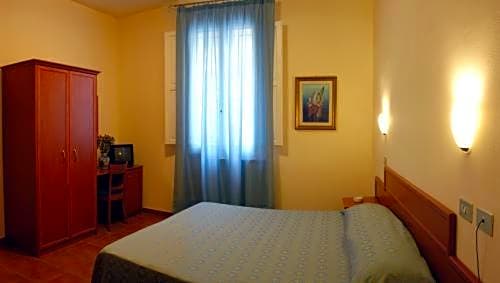Hotel Eden