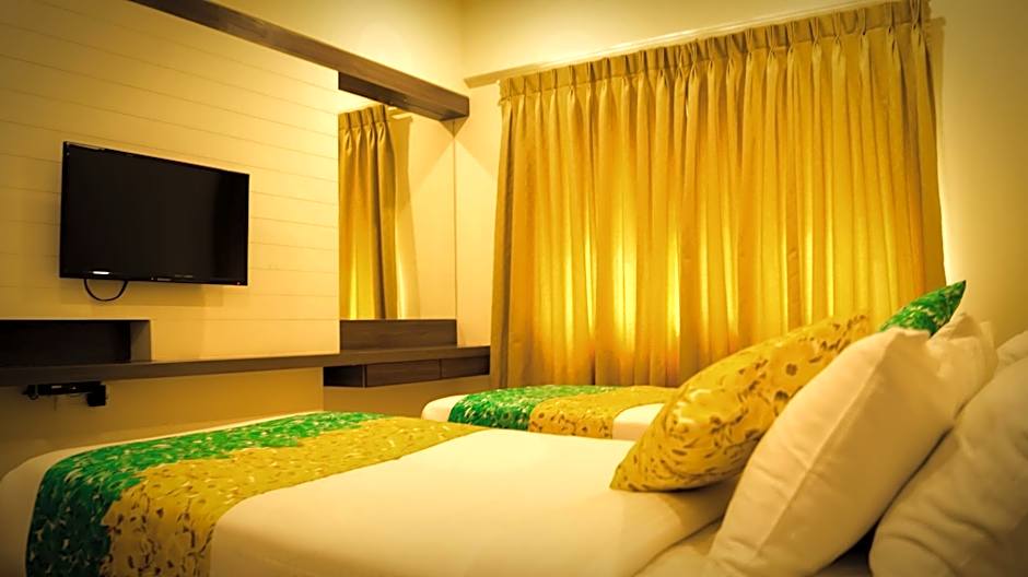 Hotel Royal Serenity Kammanahalli