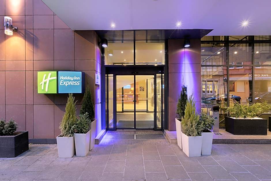 Premier Inn Frankfurt City Centre