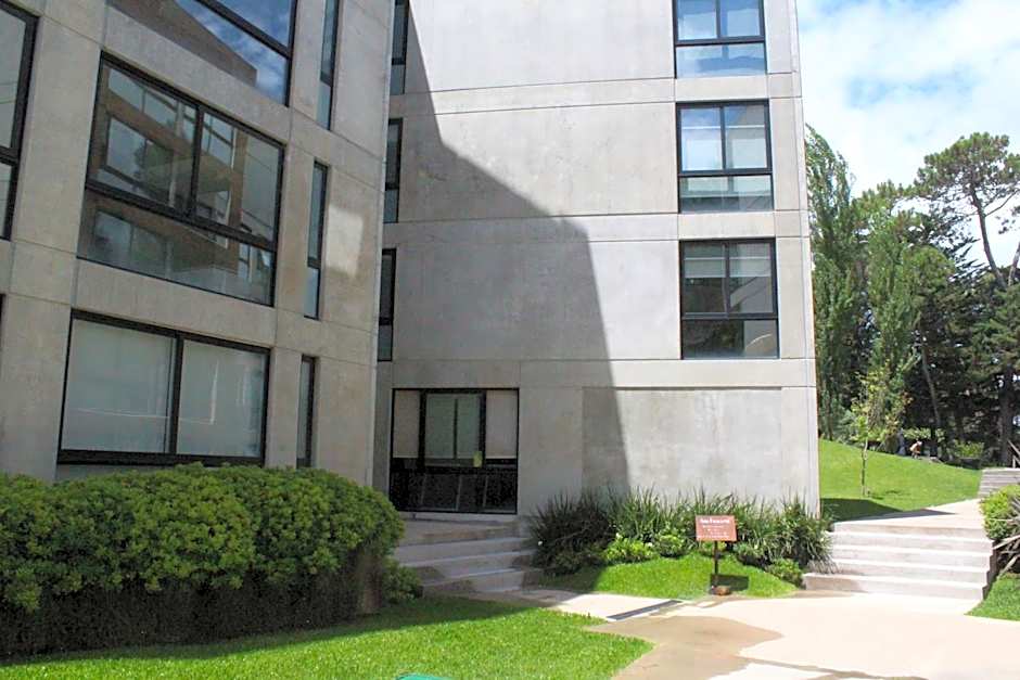 Be House Suites & Spa