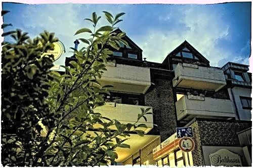 Balthasar Neumann Speiserei & Gästehaus - Zentrum Brühl -E-Ladestation, nähe Phantasialand